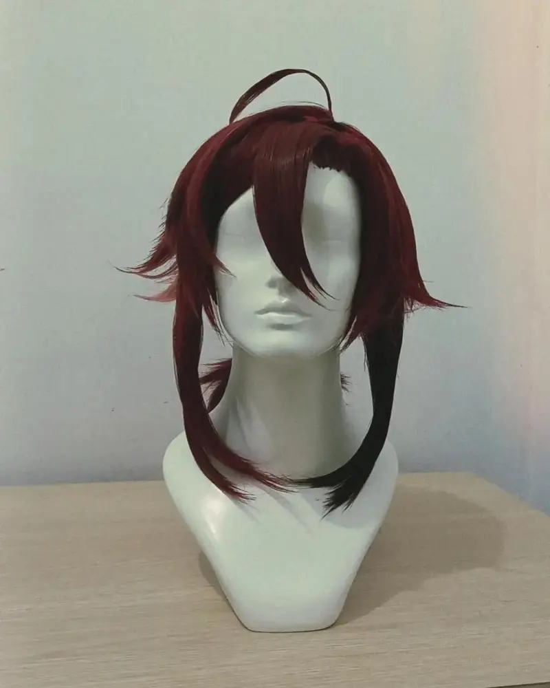 Wig Shikanoin Heizou merah gelap